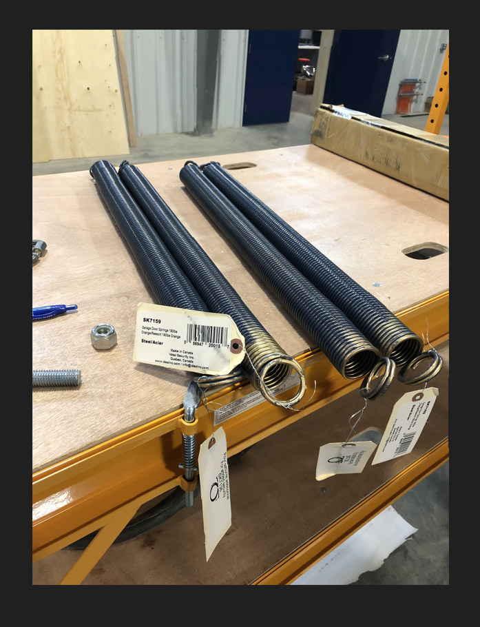 WindBine TM Rewind Chain and Extension Spring ASSY
